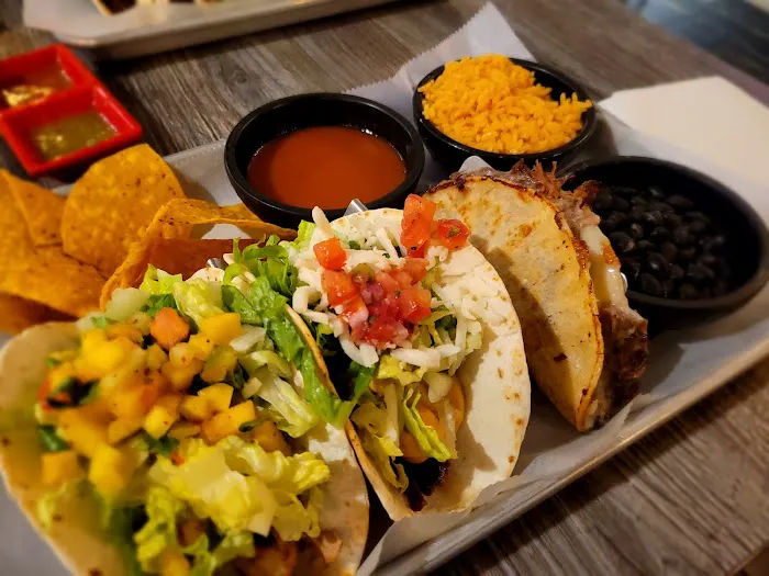 High Tide Taco Bar Picture 7