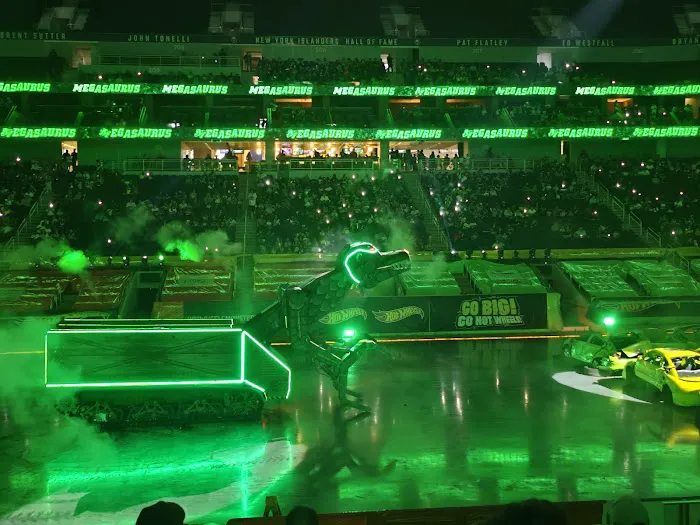 Hot Wheel Monster Truck LIVE Glow Party Picture 9