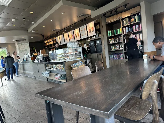 Starbucks Picture 9