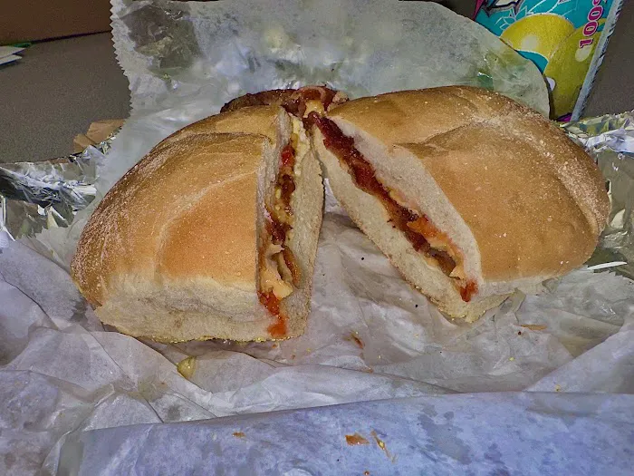 Bayview Deli Picture 9