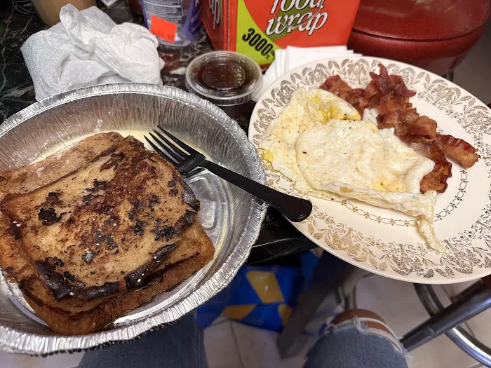 Bayview Deli Picture 5