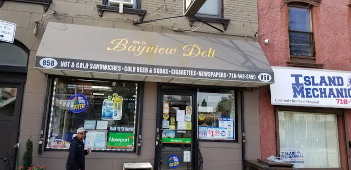 Bayview Deli Picture 4