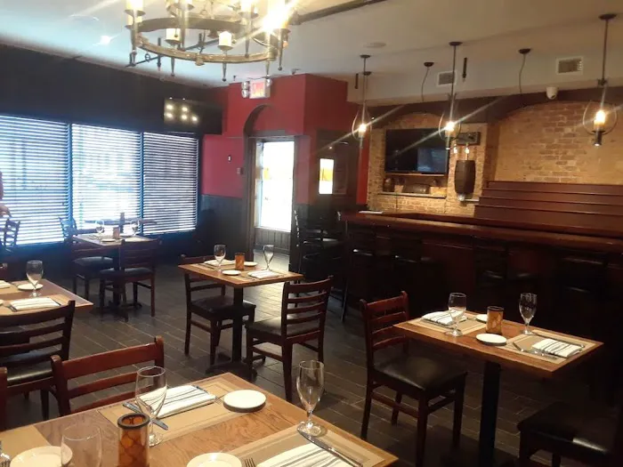 Taverna Pizza Picture 2