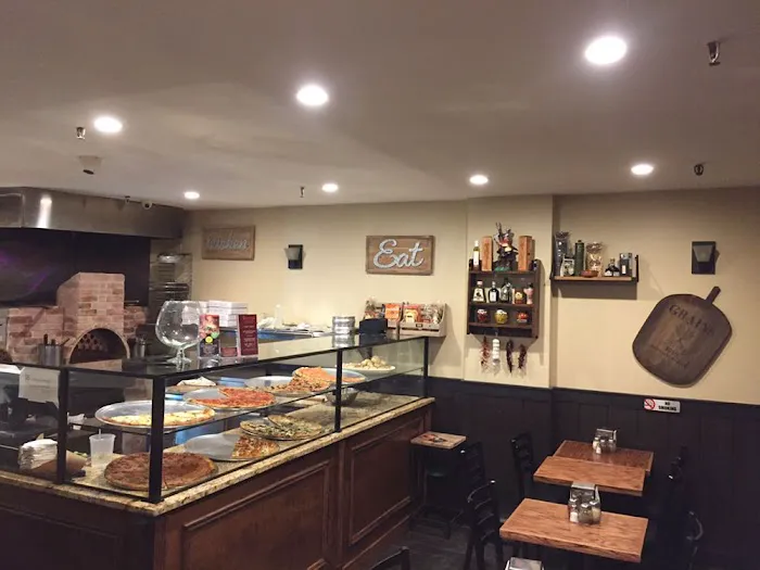 Taverna Pizza Picture 3