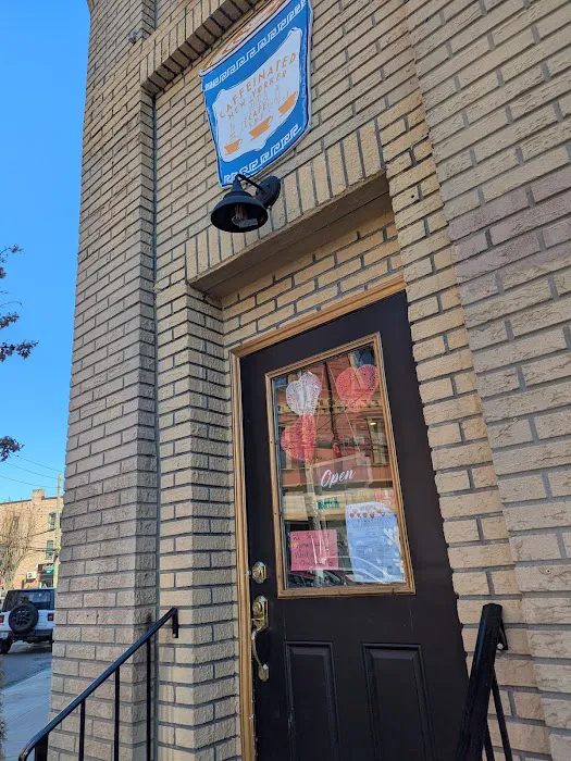 Caffeinated New Yorker Cafe Picture 6