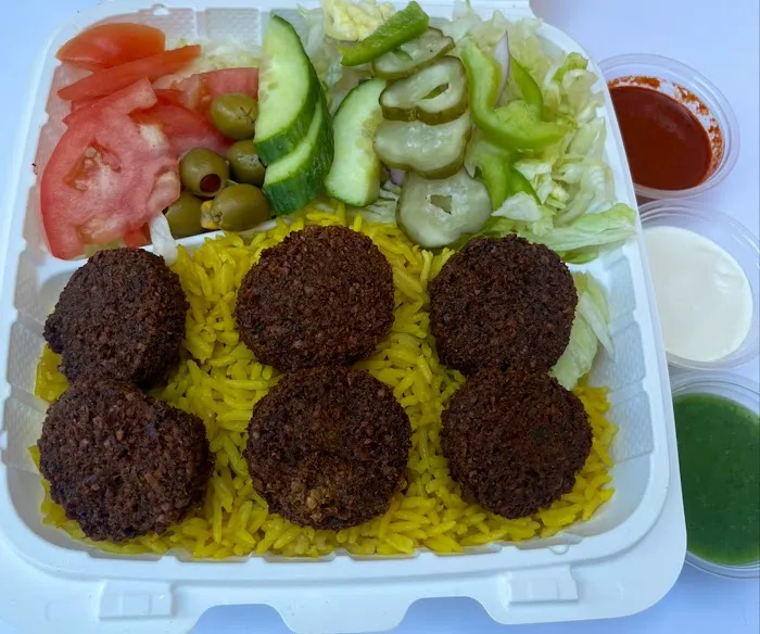 Yafa Shawarma Food Truck Picture 4