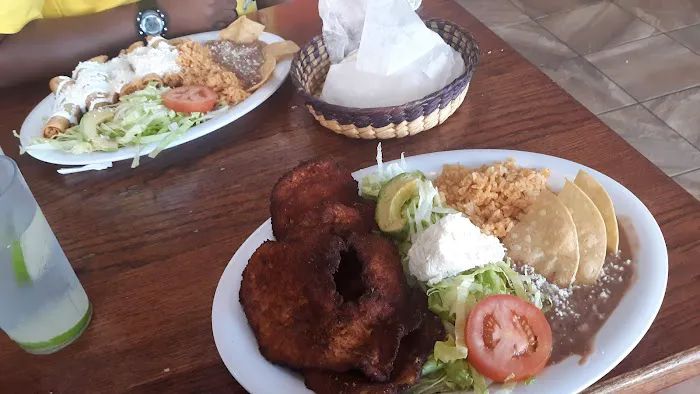 El Patron Restaurant & Lounge Picture 7