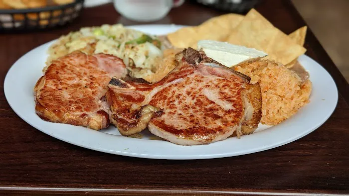 El Patron Restaurant & Lounge Picture 5