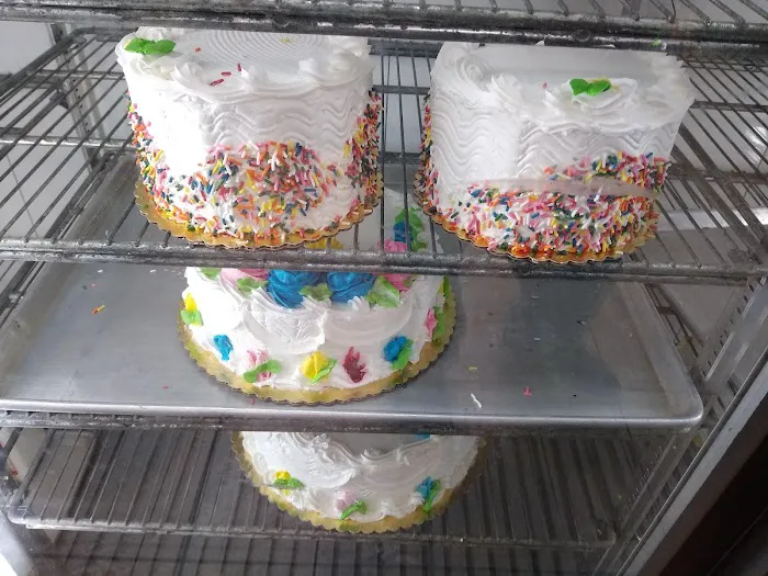 Golden Pastry Shop Picture 4