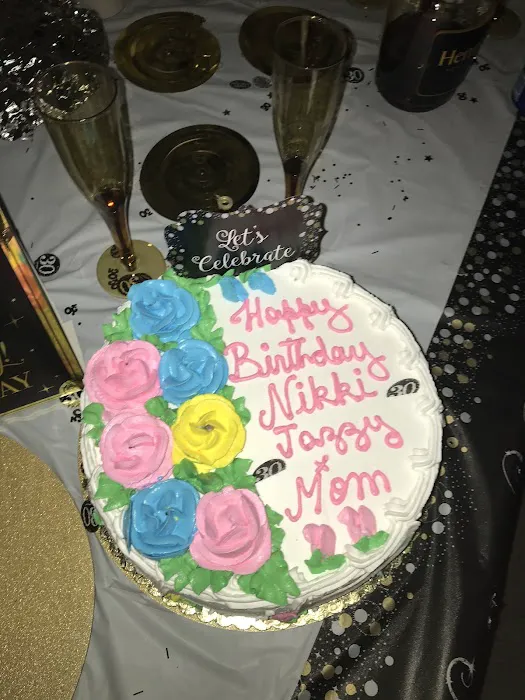 Golden Pastry Shop Picture 3