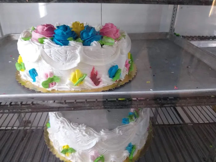 Golden Pastry Shop Picture 8