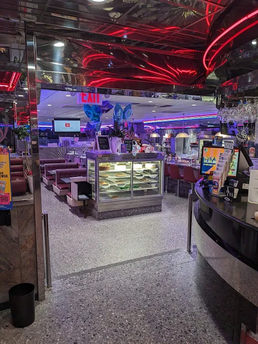 The Colonnade Diner, Restaurant & Catering Picture 1