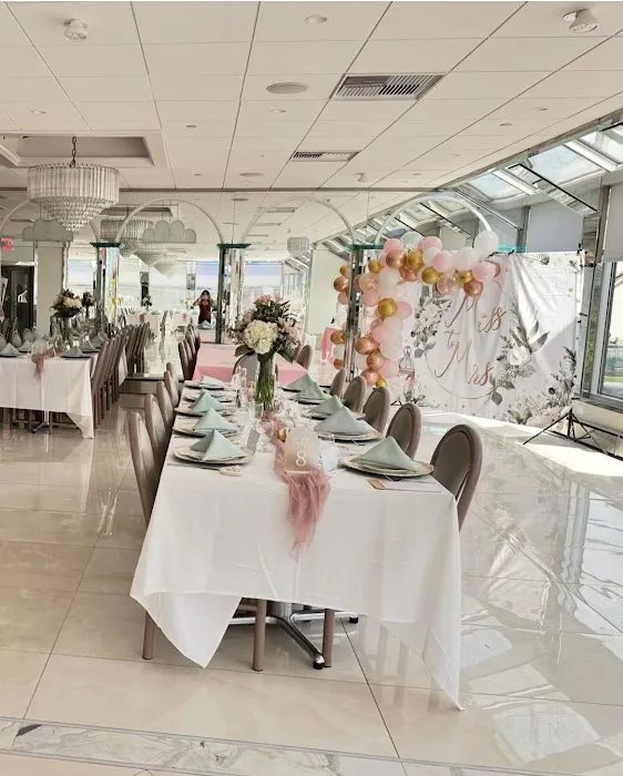 The Colonnade Diner, Restaurant & Catering Picture 7