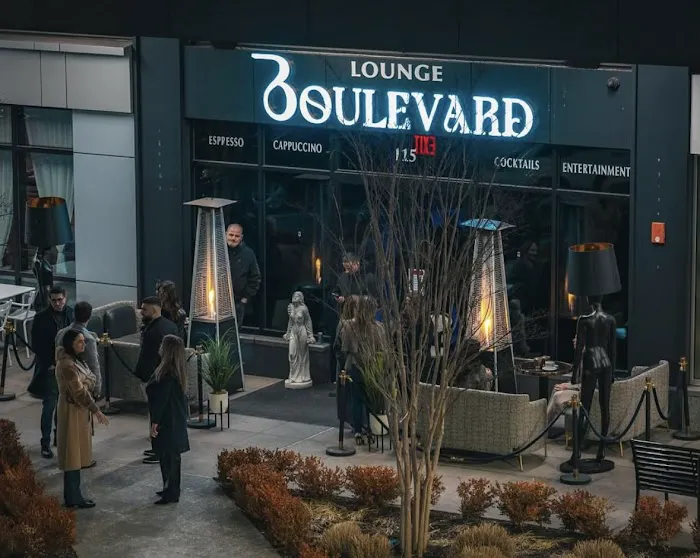 Boulevard Lounge Picture 5