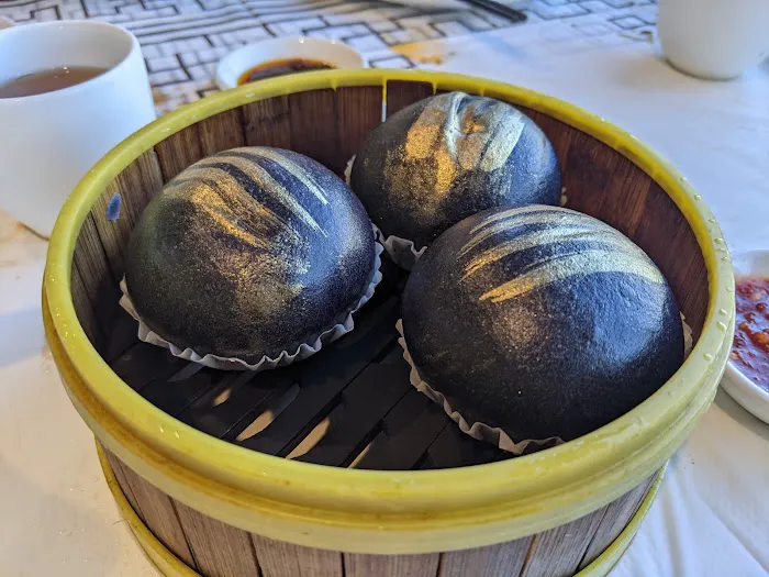 Precious Island Tea Shop Picture 4