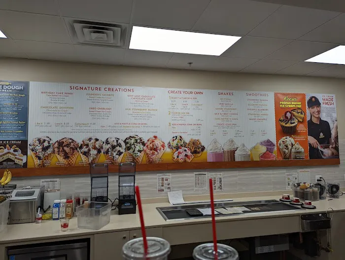 Cold Stone Creamery Picture 10