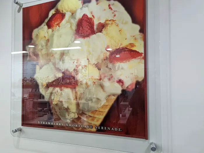 Cold Stone Creamery Picture 3