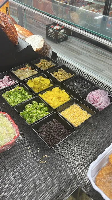 Yummy Bites Deli Picture 1