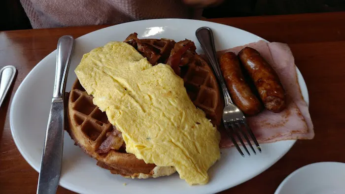 Hylan Diner Picture 1