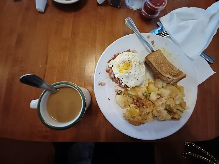 Hylan Diner Picture 6