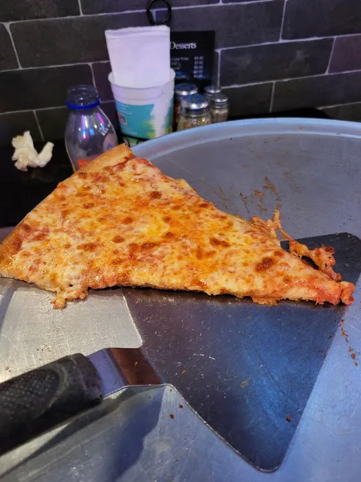 Bravo Pizza & Sports Bar Picture 2