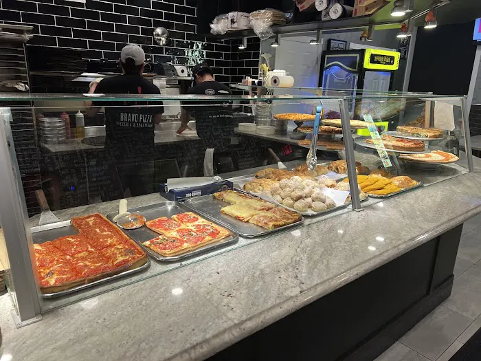Bravo Pizza & Sports Bar Picture 1