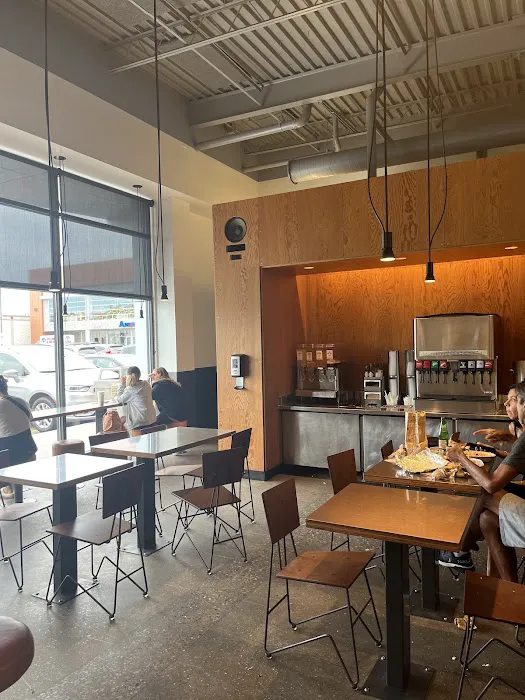 Chipotle Mexican Grill Picture 6