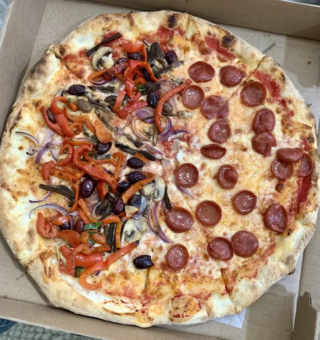 Patrizia's Pizza, Pasta & Panini Picture 7