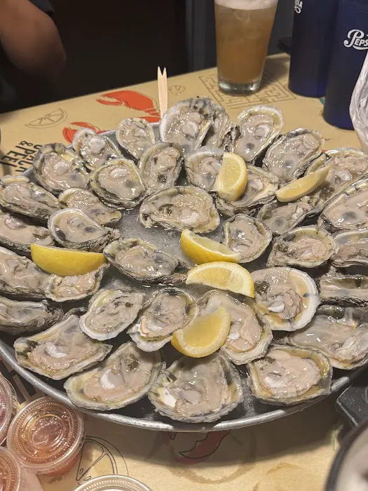 Hook & Reel Cajun Seafood & Bar Picture 4