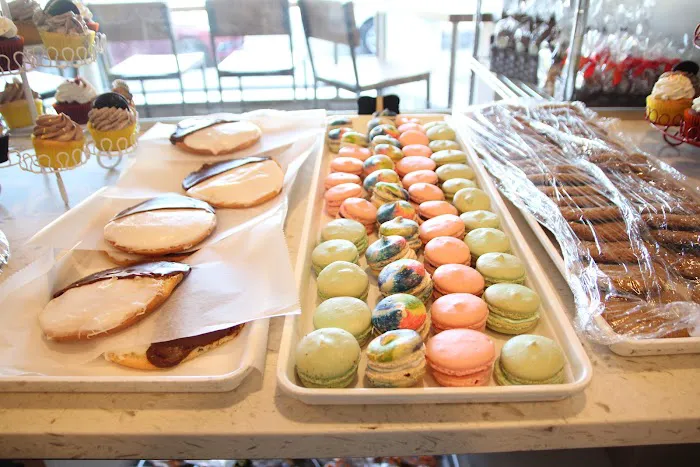 The Sweet Life Bakeshop Picture 6