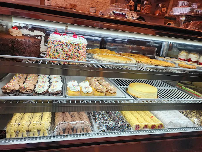 The Sweet Life Bakeshop Picture 3