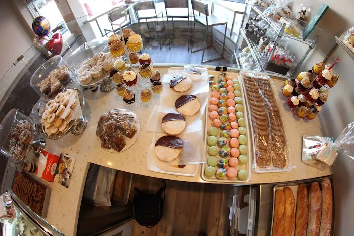 The Sweet Life Bakeshop Picture 7