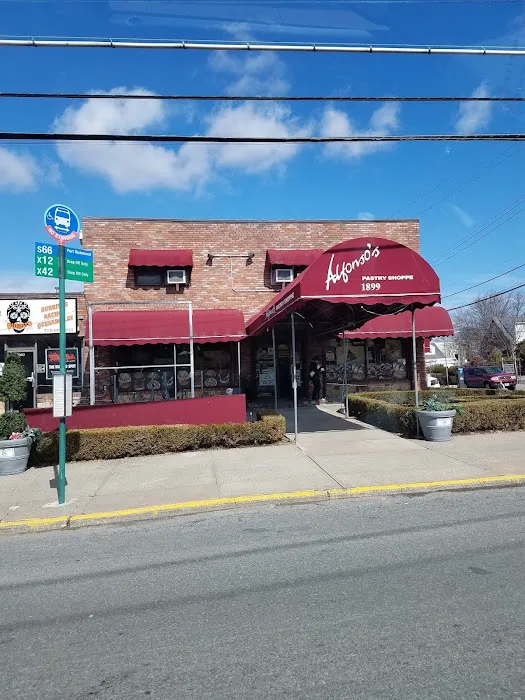Alfonso's Pastry Shoppe Picture 9