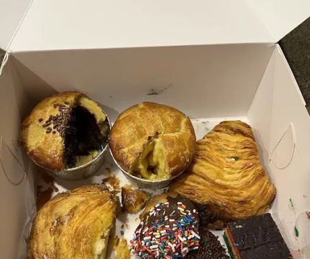 Alfonso's Pastry Shoppe