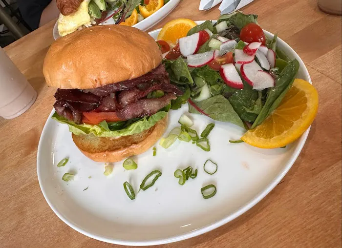 Cafe Juliet Picture 9