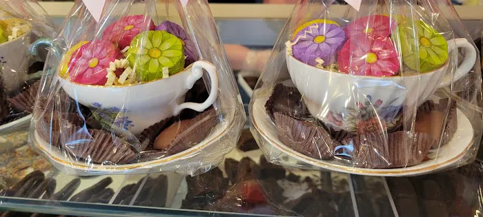 Lee Sims Chocolates Picture 6