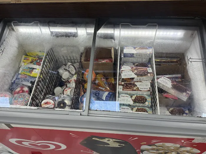 New Manor Deli Picture 6