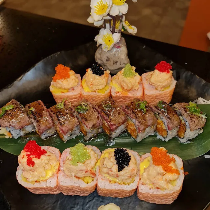 Mountain Fusion-Sushi & Ramen House Picture 8