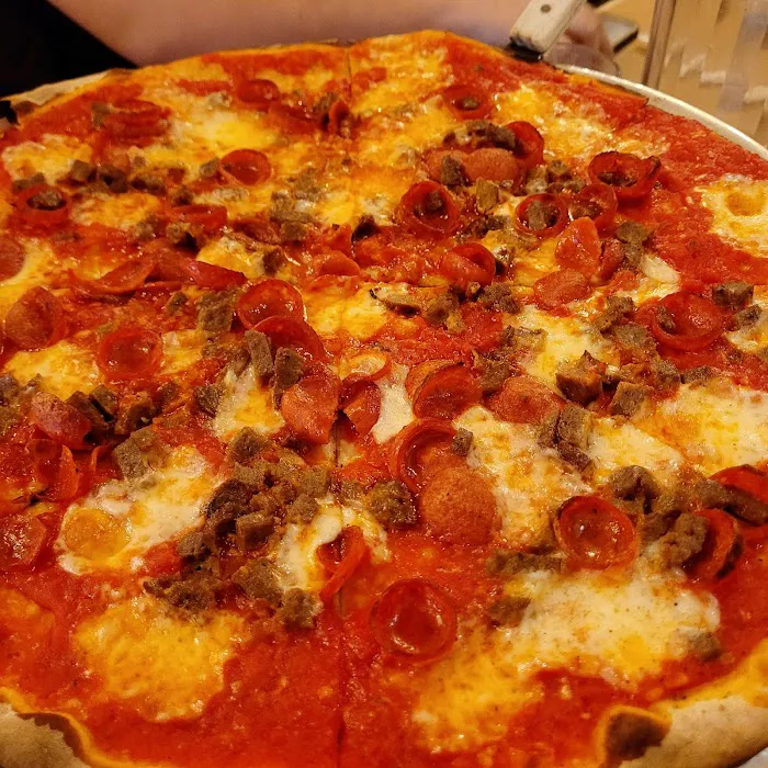 Joe & Pat's Pizzeria & Restaurant Picture 9