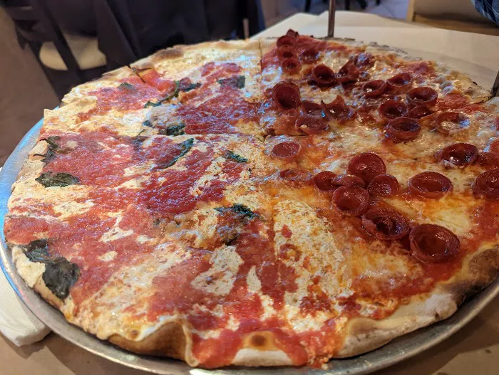 Joe & Pat's Pizzeria & Restaurant Picture 3