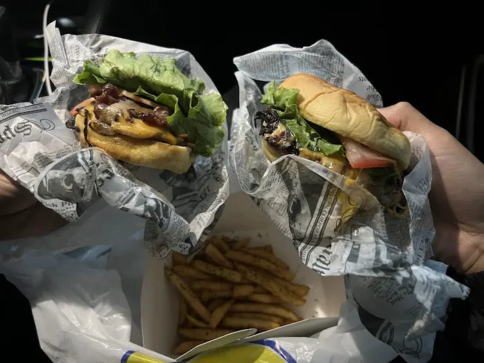 Good Eats by Chef Izzy Picture 2