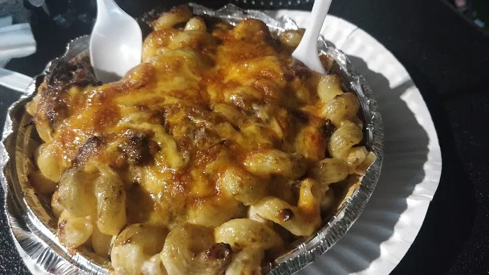 Good Eats by Chef Izzy Picture 9