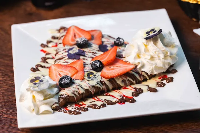 Charcoal Gardenia Picture 6