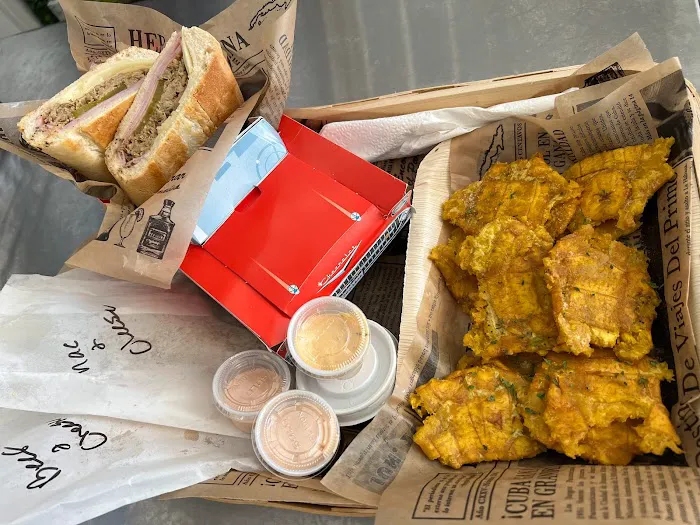 Mambo's Kitchen & Grill Picture 2