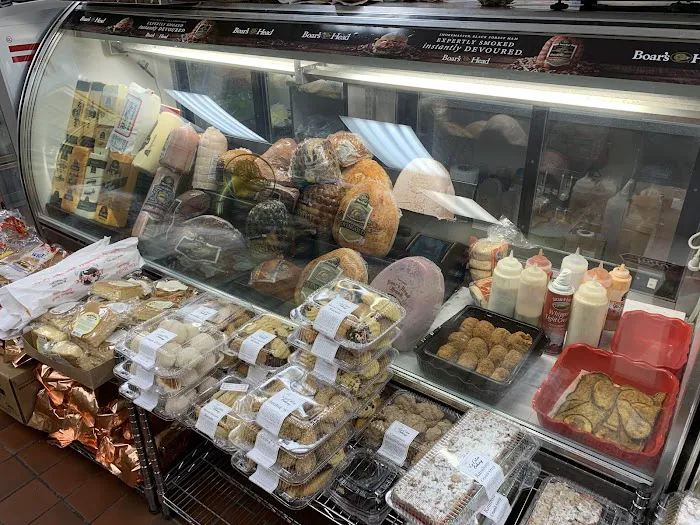 Plaza Bagels and Deli Picture 10