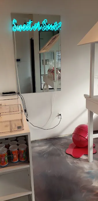 Sweets n' Such Candy Shop Picture 9