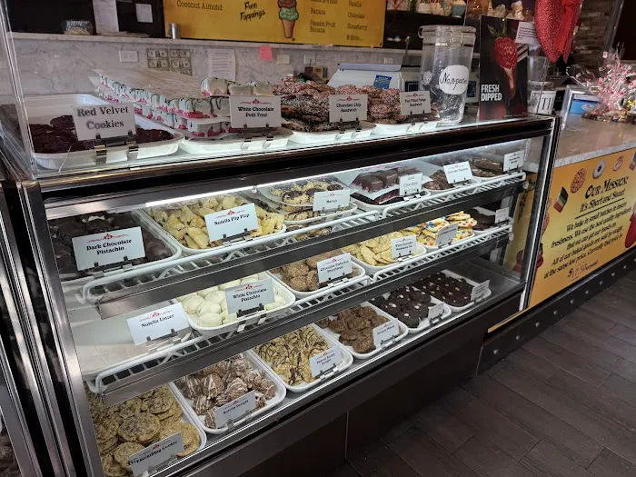 Piece-A-Cake Picture 5