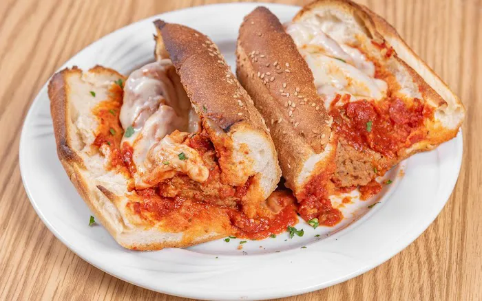 Plaza Pizza Picture 4