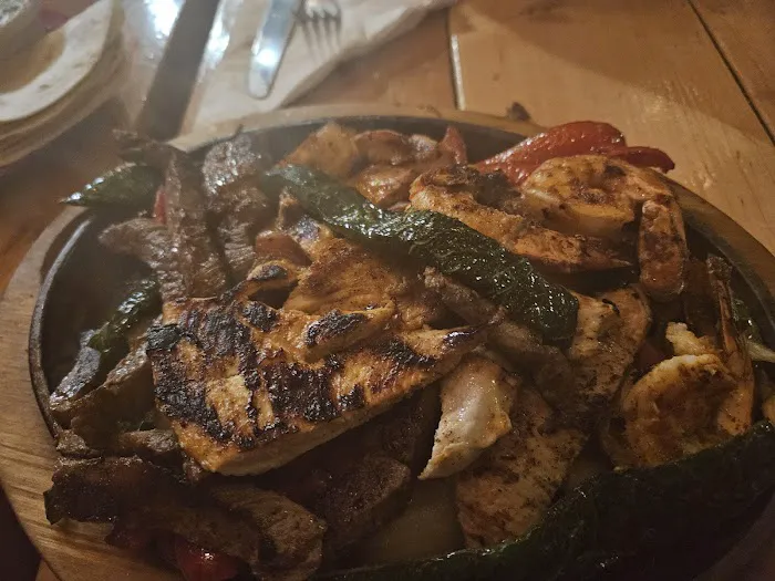 Cantina Mexicana Picture 3