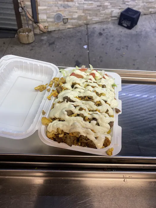 New Dorp Halal Station Picture 7